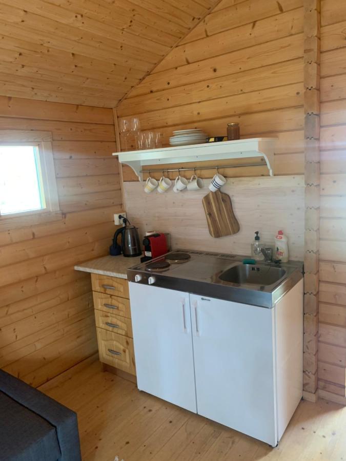 Tahkuna Puhkekeskus Hiiumaa Exteriör bild